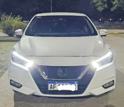 Nissan Versa Exclusive Aut usado (2022) color Blanco precio $7.600.000