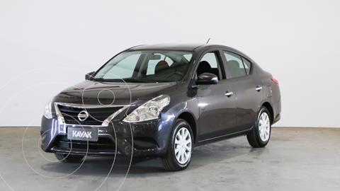 Nissan Versa Sense usado (2019) color Gris Oscuro precio $1.400.000
