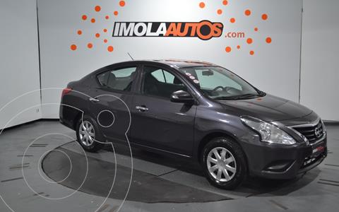 Nissan Versa Sense usado (2019) color Gris Oscuro precio $1.250.000