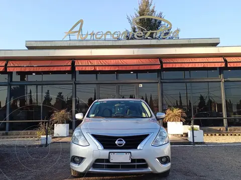 Nissan Versa Advance usado (2015) color Gris precio $14.500.000