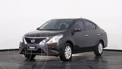 Nissan Versa Sense Aut usado (2018) color Gris precio $147.000