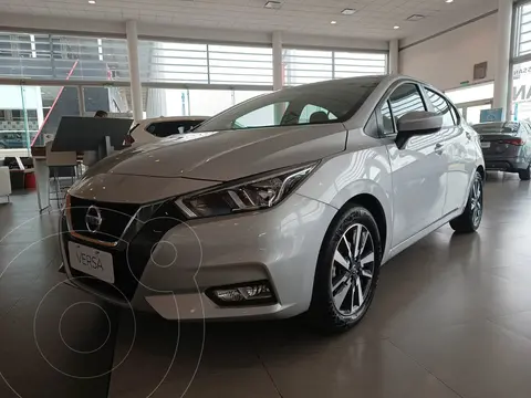 Nissan Versa Advance Aut nuevo color Blanco Perla precio $5.185.000