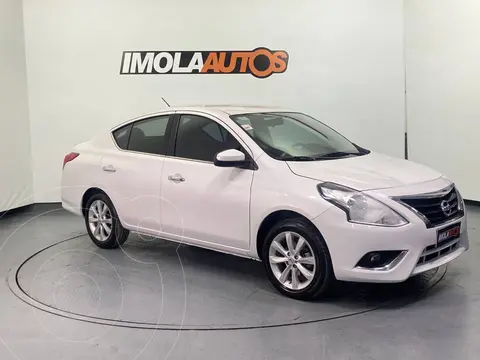 Nissan Versa Advance usado (2018) color Blanco precio $7.900.000