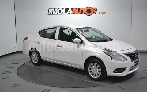 foto Nissan Versa Sense Aut usado (2018) precio $990.000