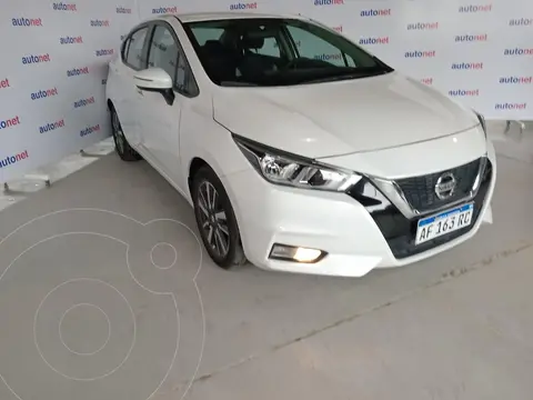Nissan Versa Advance Aut usado (2022) color Blanco precio $26.000.000