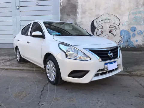 Nissan Versa Sense Aut usado (2018) color Blanco precio $12.900.000