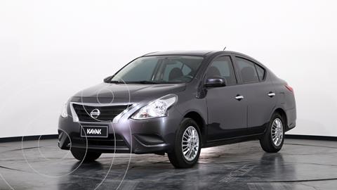 foto Nissan Versa Sense usado (2017) color Gris precio $1.280.000