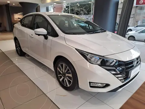 Nissan Versa Advance Aut nuevo color Blanco Perla precio $10.100.000