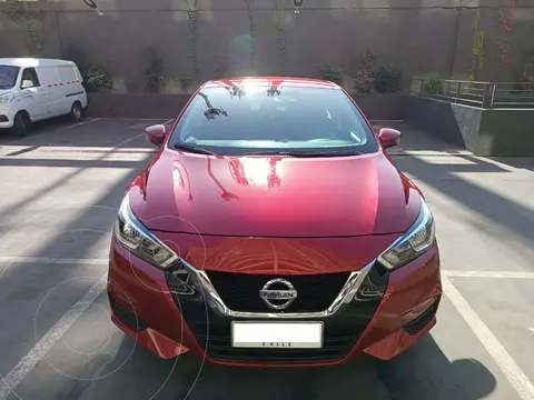 Nissan Versa 1.6L Sense usado (2021) color Rojo precio $10.500.000