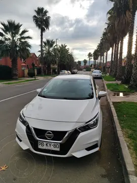 Nissan Versa 1.6L Sense c/Llantas usado (2020) color Blanco precio $9.200.000