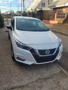 Nissan Versa 1.6L Sense Aut usado (2022) color Blanco precio $10.000.000