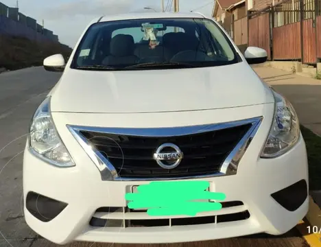 Nissan Versa 1.6L Sense usado (2017) color Blanco precio $7.200.000