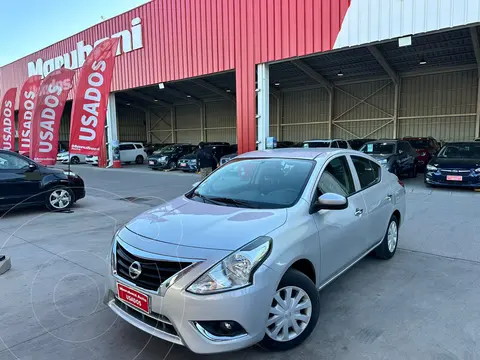 Nissan Versa 1.6L Sense Aut usado (2018) color Plata financiado en cuotas(pie $1.700.000)