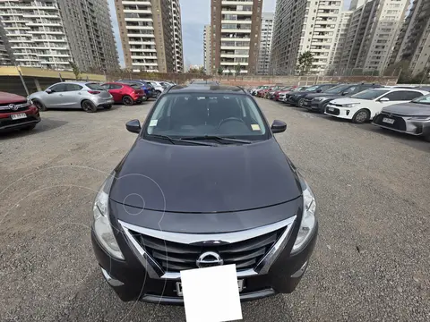 Nissan Versa 1.6L Sense usado (2019) color Gris precio $8.000.000