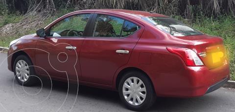 foto Nissan Versa Sense usado (2017) color Rojo precio $31.000.000
