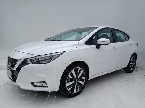 foto Nissan Versa Platinum Aut usado (2020) color Blanco precio $343,000