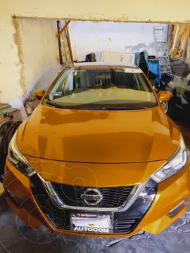Nissan Versa Advance usado (2020) color Naranja precio $269,500