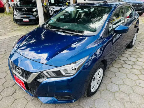 Nissan Versa Sense usado (2020) color Azul financiado en mensualidades(enganche $63,694 mensualidades desde $5,657)