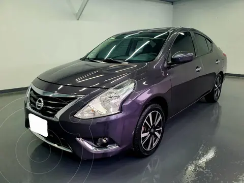 Nissan Versa Exclusive Aut usado (2019) color Gris Oscuro precio $238,000