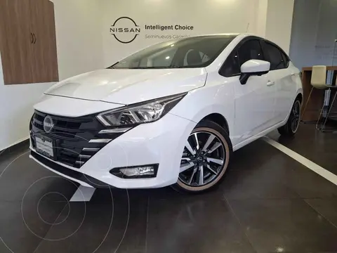 Nissan Versa Advance Aut usado (2024) color Blanco precio $395,000
