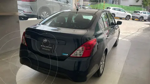 Nissan Versa Advance usado (2016) color Azul precio $170,000