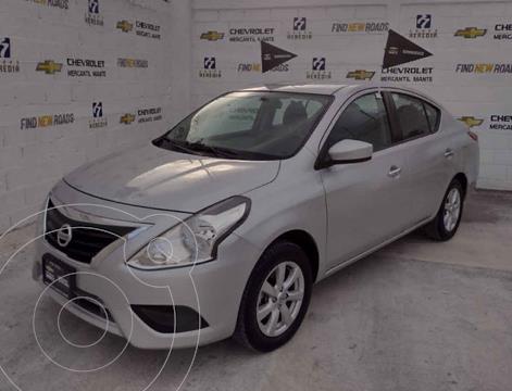 foto Nissan Versa Sense usado (2019) color Plata precio $215,000