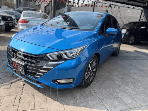 Nissan Versa Advance usado (2024) color NIS AZUL ZAFIRO precio $315,000
