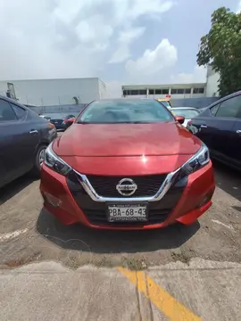 Nissan Versa Advance usado (2021) color Rojo financiado en mensualidades(enganche $59,800)