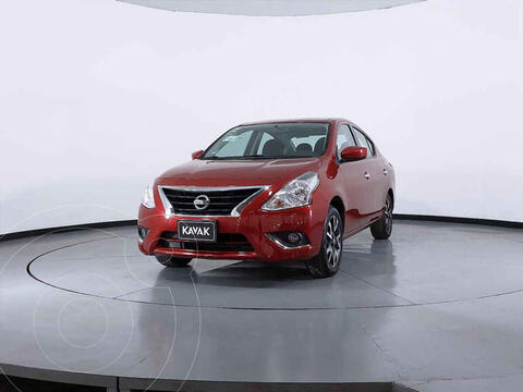 Nissan Versa Advance usado (2019) color Rojo precio $260,999