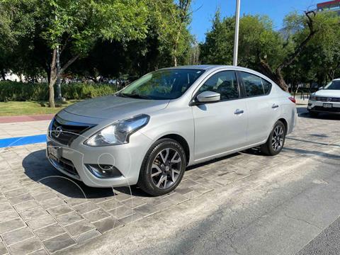 Nissan Versa Exclusive Aut usado (2016) color Plata precio $189,900