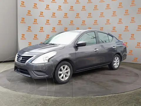 Nissan Versa Sense Aut usado (2019) color Gris financiado en mensualidades(enganche $43,098 mensualidades desde $4,861)