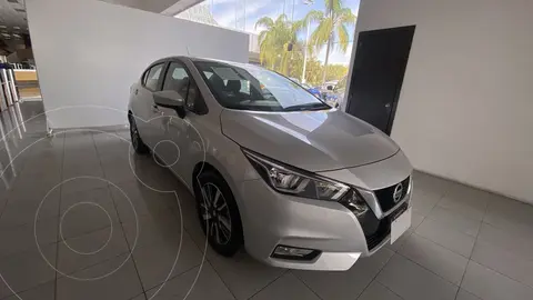 Nissan Versa Advance usado (2022) color Plata precio $330,000