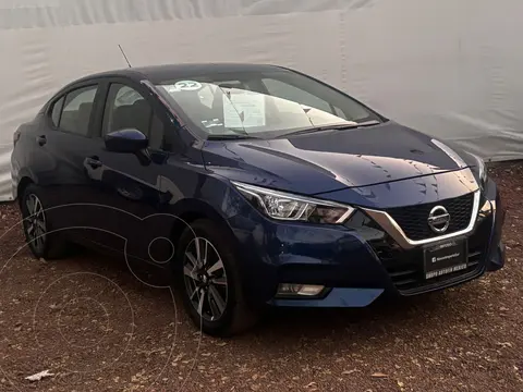 Nissan Versa Advance usado (2022) color Azul precio $299,000