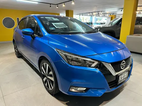 Nissan Versa Exclusive Aut usado (2022) color Azul Acero precio $285,000