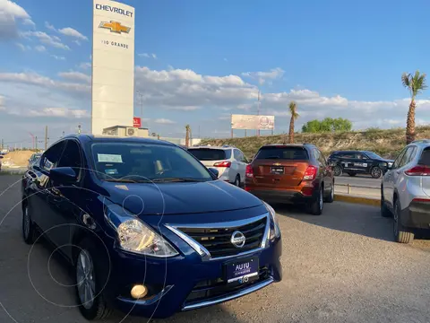 Nissan Versa Advance usado (2018) color Azul financiado en mensualidades(enganche $70,000 mensualidades desde $6,850)