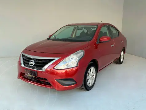 Nissan Versa Sense Aut usado (2019) color Rojo precio $189,000