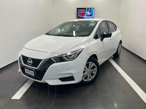 Nissan Versa Sense Aut usado (2022) color Blanco precio $240,000