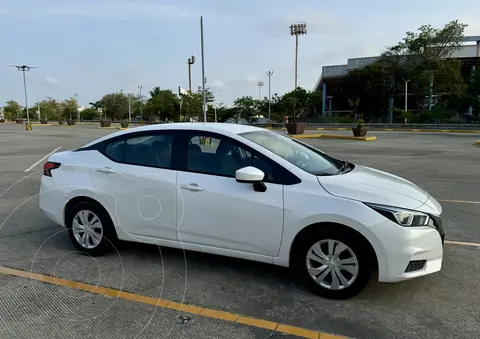 Nissan Versa Sense Aut usado (2020) color Blanco precio $189,000