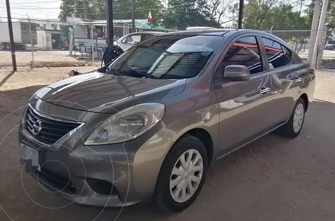 Nissan Versa Sense Aut usado (2012) color Bronce precio $112,000