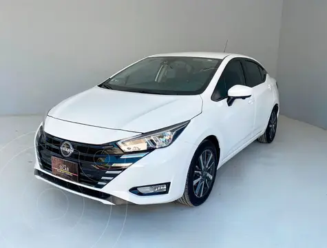 Nissan Versa Advance usado (2025) color Blanco precio $319,000