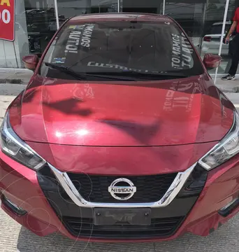 Nissan Versa Advance usado (2021) color Rojo precio $270,000