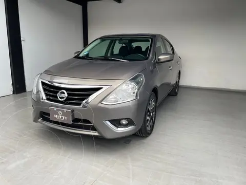 Nissan Versa Advance Aut usado (2019) color Gris financiado en mensualidades(enganche $46,800)
