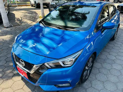 Nissan Versa Advance Aut usado (2022) color Azul precio $297,000