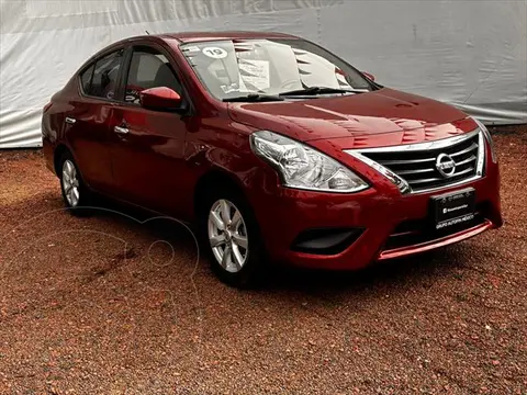 Nissan Versa Sense Aut usado (2019) color Rojo precio $209,000