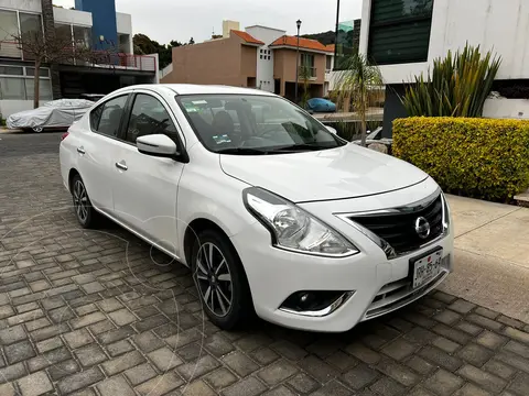Nissan Versa Exclusive Aut usado (2019) color Blanco precio $265,000