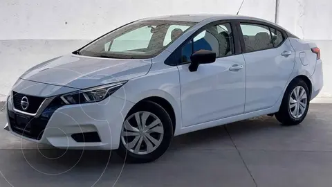 Nissan Versa Sense usado (2022) color Blanco precio $235,000