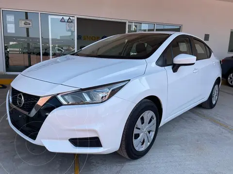 Nissan Versa Sense usado (2021) color Blanco precio $309,900