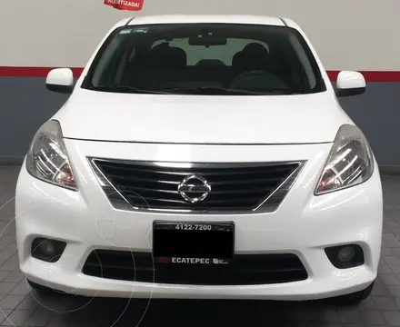 Nissan Versa Sense usado (2012) color Blanco precio $135,000