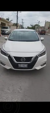 Nissan Versa Platinum Aut usado (2022) color Blanco precio $308,000