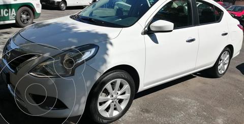 Nissan Versa Advance usado (2018) color Blanco precio $165,000